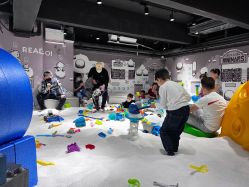 -MINI MARS KIDS CLUB亲子家庭中心(长宁天山店)