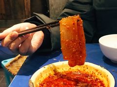 -马路边边麻辣烫(世纪金源店)
