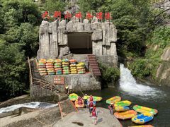 -罗田大别山峡谷漂流