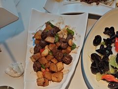 -赶海部落海鲜城(海阳路店)