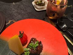 香酥小牛肉（位上）-醉东Oriental House(静安嘉里中心店)