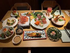 -花和海鲜自助(梅江店)
