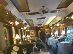 -火车头法国西餐厅