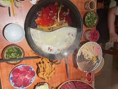 -周小明火锅(黑金冠社区店)