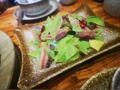 翡翠莴笋炒腊味-陶家堡·多意食餐饮(益健路店)