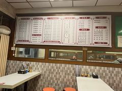-龙香记桂林米粉(东扬威街11号楼店)