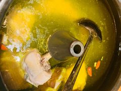 -云海肴·汽锅鸡·云南菜(天山百盛优客店)