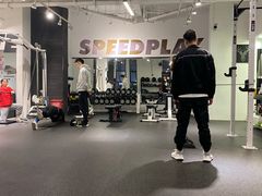 -汗水空间私教健身连锁(SM广场店)