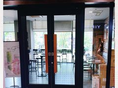 门面-星巴克(济南美莲广场店)