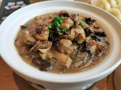 大公鸡炖榛蘑粉-天怡興·百年蒸饺(中心书城店)