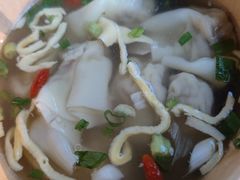 鲜汤手工小馄饨-西少爷(Bingz体验店)
