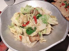 干锅手撕包菜-卯时·龙光雅宴·精致锡帮菜(惠山古镇店)