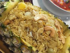 -Dang restaurant (patong phuket)