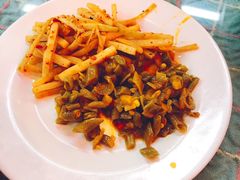 -红鼻子桂林米粉(金唐新光界店)