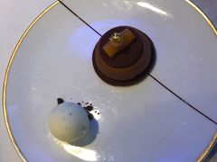 -迪拜帆船酒店海底餐厅