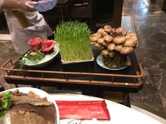 -捞神汤物料理(正大广场店)