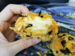 海苔肉松小贝-鲍师傅糕点(西站店)
