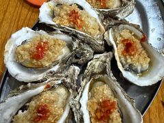-蚝哥花姐湛江烤生蚝(美丽湾市场店)