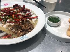 -姚姚酸菜鱼·金戈戈香港豉油鸡(喜荟城联名店)