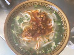 铜锅红烧牛肉饵丝-铜锅牛肉米线.牛肉火锅(大理古城店)