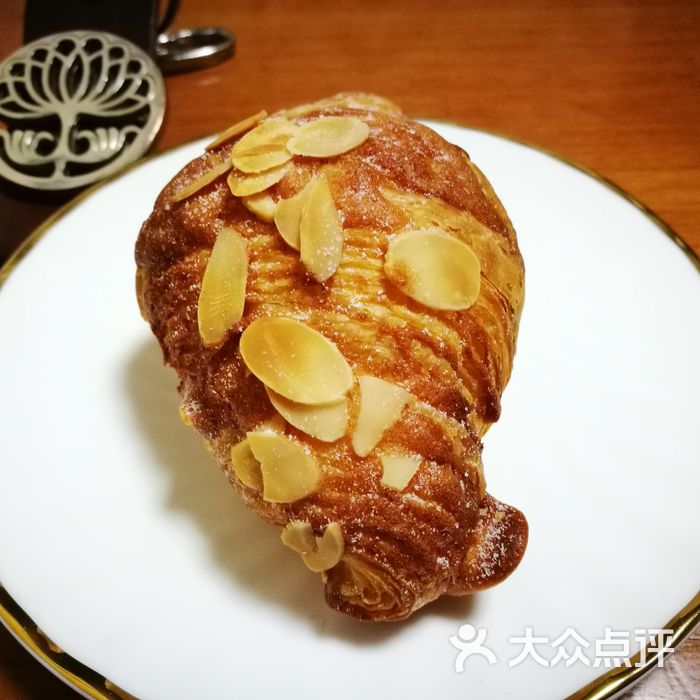 荷家天使酥菠萝面包图片-北京面包甜点-大众点评网