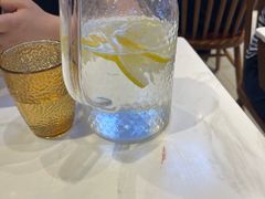 -渝是乎川渝小炒(新世界百货望京店)