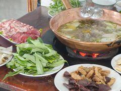 -朝伟清真铜瓢牛肉馆(三十年老·店)