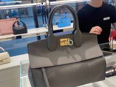 -宁波杉井奥特莱斯广场