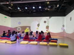 -小鸡哆哆故事屋·儿童乐园(嘉里城店)