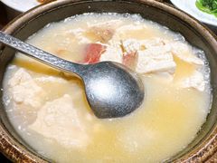 石锅老火腿煨豆腐-许爷家·生态湖鲜(徐汇日月光店)