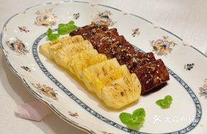 Pineapple Mixed Flavor Pork Belly