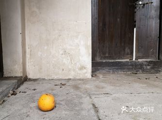酒店里的风景还是很不错的，跟逛古镇一样