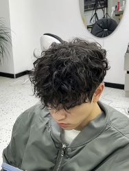 -藤野造型专业烫染接发