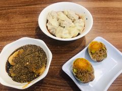 -继红顺河抄手名小吃