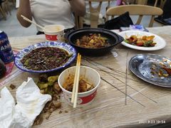 -江城燕子大排档(江汉路步行街店)