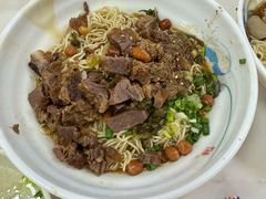 -阿阳牛腩腌面店