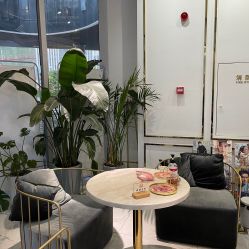 -初颜品佑肌肤管理