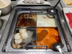 四宫格锅底-海底捞火锅(天一广场亚细亚店)