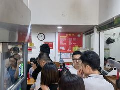 -何永光123鲜牛肉馆(1号店)
