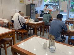 -老西白点心店