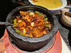 石锅杭椒牛蛙-桂满陇-西湖船宴(西单大悦城店)