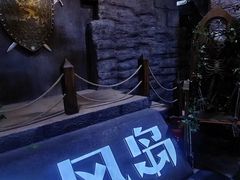 -暴风岛沉浸式体验馆(百联世纪店)