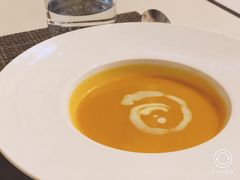 奶油栗子南瓜汤-小莫餐厅And More Restaurant西餐(北京展览馆店)