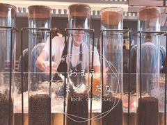 大堂-喜茶(上海打浦桥日月光gelato lab+店)