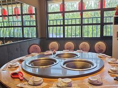 -山河屯铁锅炖鲜鹅·东北菜(开发区一店)