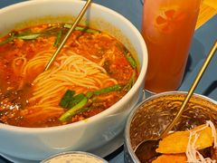 -一坐一忘云南菜(嘉里中心店)