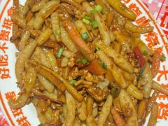 -威记烧嘢·南宁烧烤·超级生牛(绿地店)