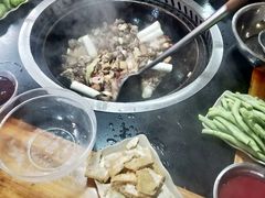 -屈夫人地锅鸡(南充店)