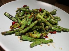 -蜜桃餐厅·伴山(湖滨商业街店)