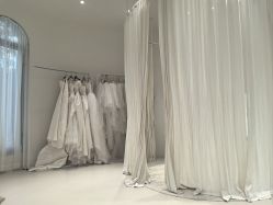 -LaMousse婚纱买手店